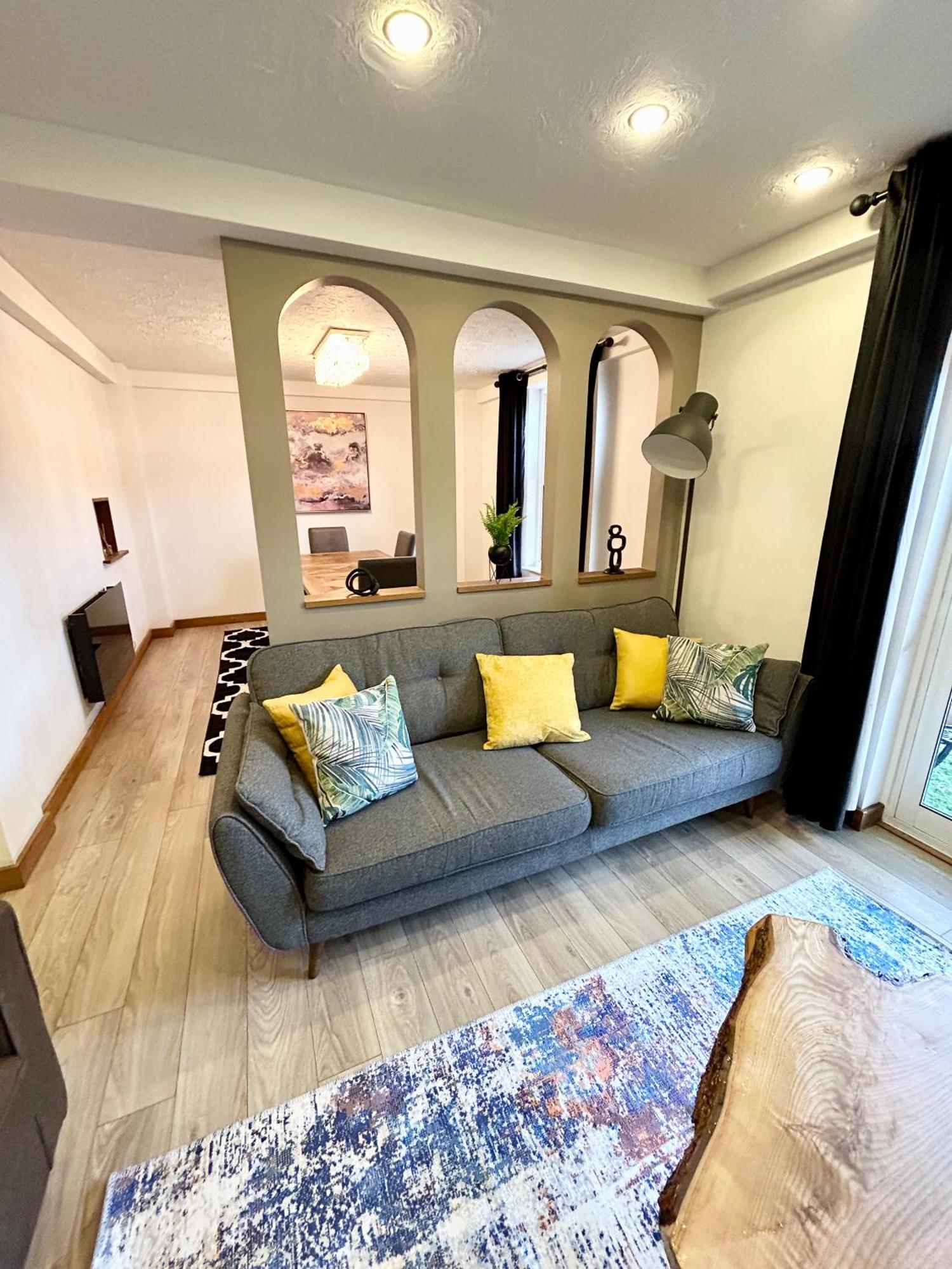 Spacious 3 Bedroom Apartment Close To Marina, 2 Parking Spaces, Kingsize Or Single Beds Southampton Buitenkant foto