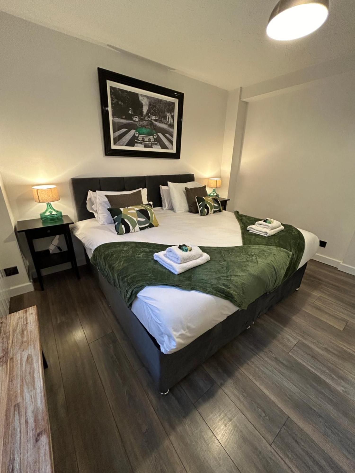Spacious 3 Bedroom Apartment Close To Marina, 2 Parking Spaces, Kingsize Or Single Beds Southampton Buitenkant foto